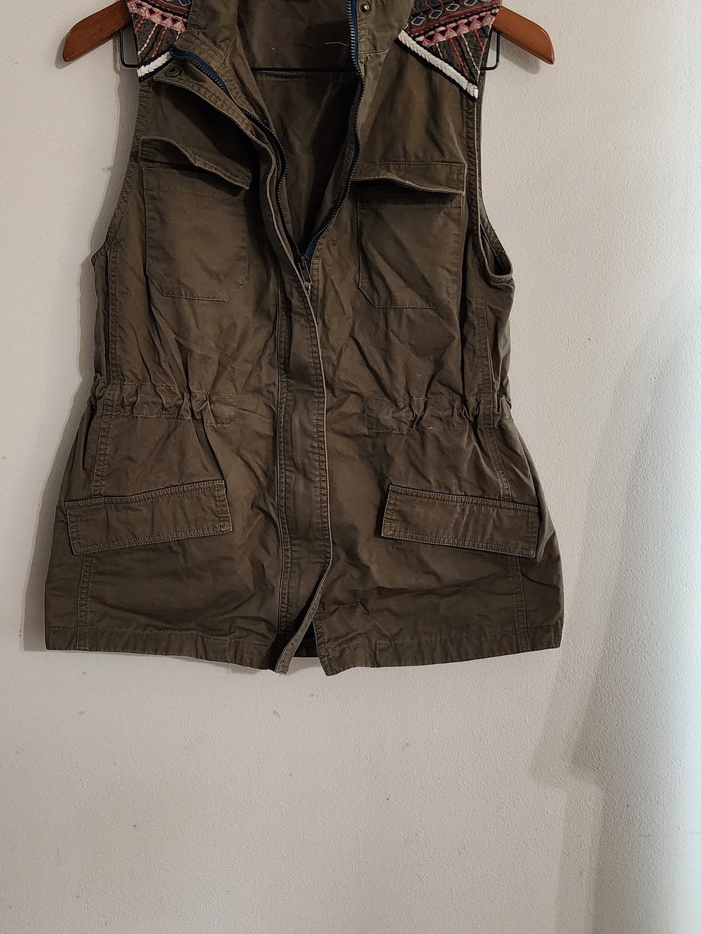 Flying Tomato Olive Green Utility Cargo Vest Size S Boho Aztec Embroidered